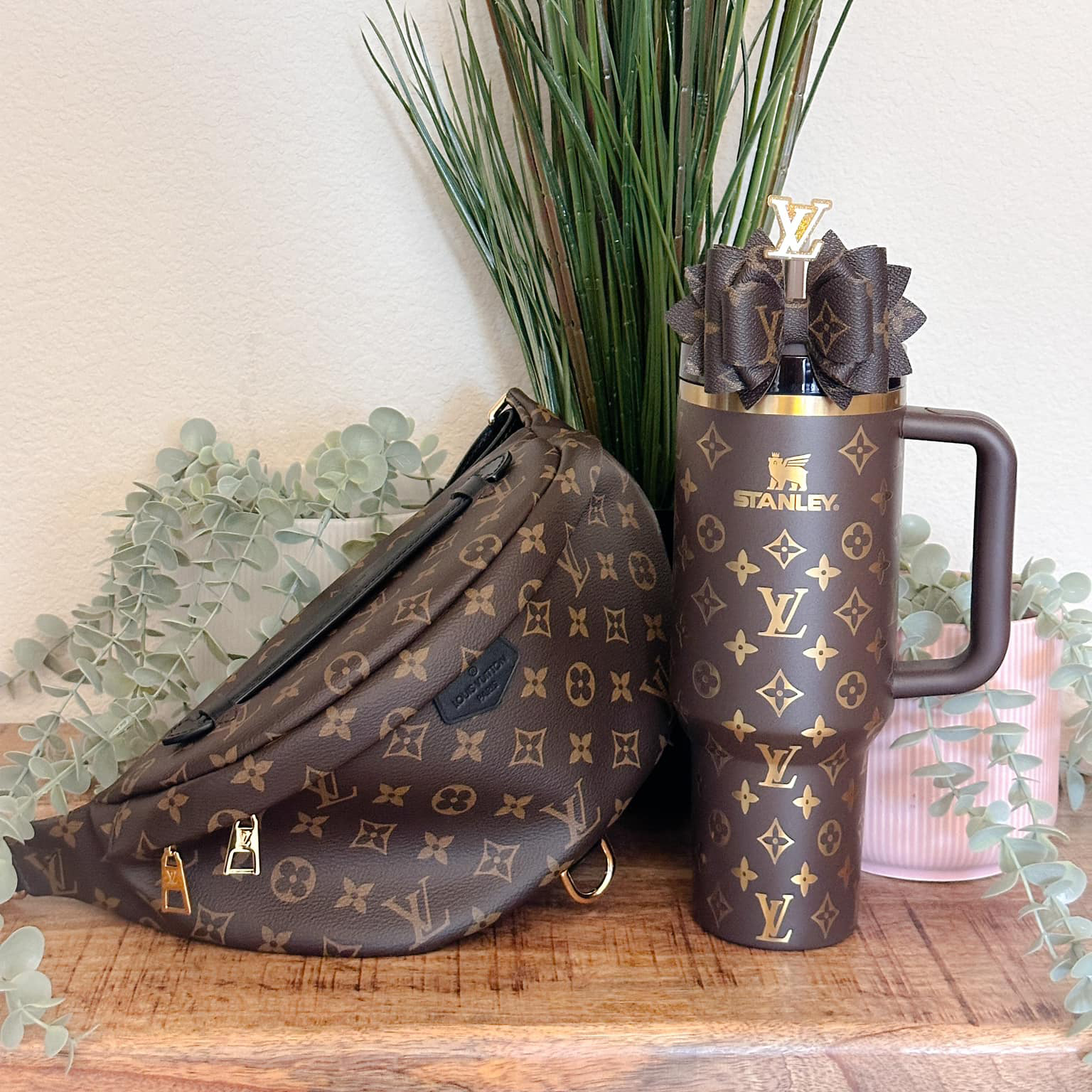 ✨ Chocolate Gold Engraved Stanley Tumbler 40OZ – Luxury Tumbler AZS200901 – Azelle Shop