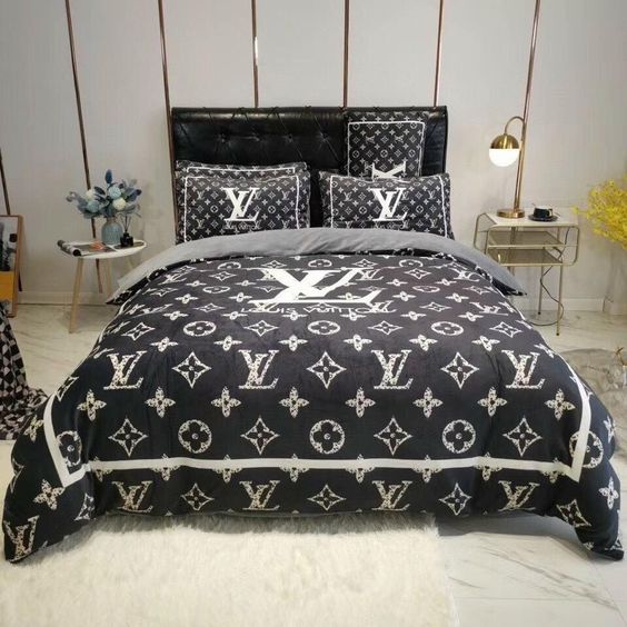 Bedding Sets 24