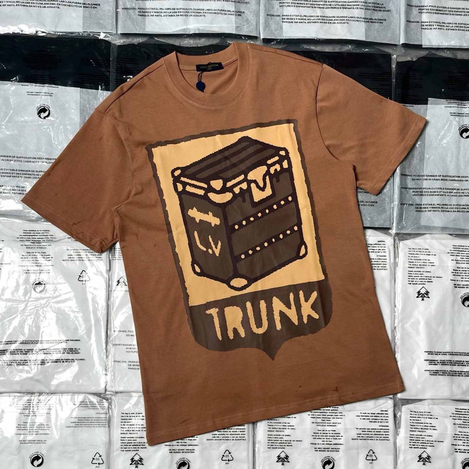 Limited Edition Luxury Brand Unisex T-shirt Hot Gift 2024 PEA02140624