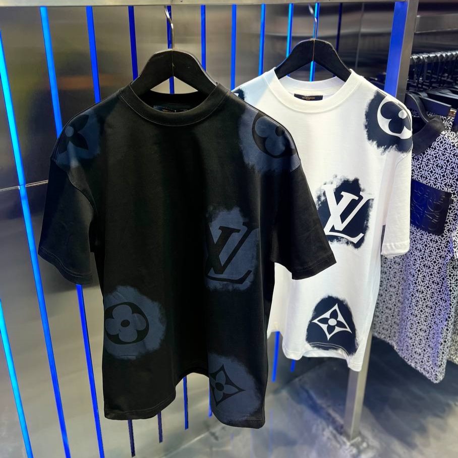 Limited Edition Luxury Brand Unisex T-shirt Hot Gift 2024 PEA02180624