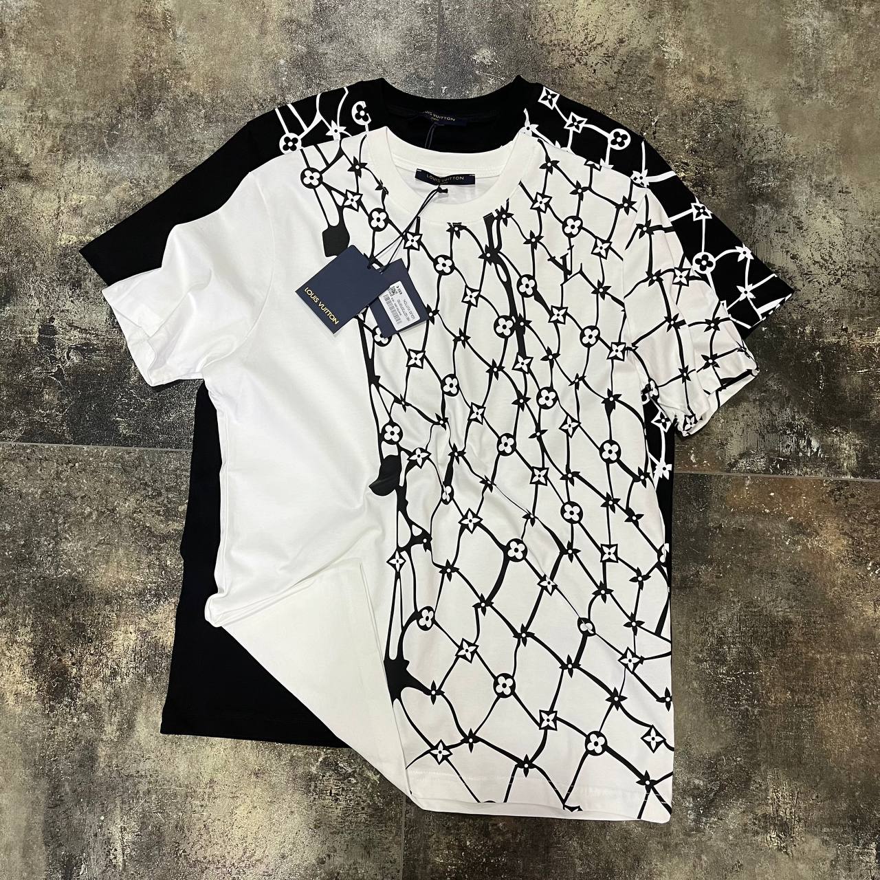 Limited Edition Luxury Brand Unisex T-shirt Hot Gift 2024 PEA345998