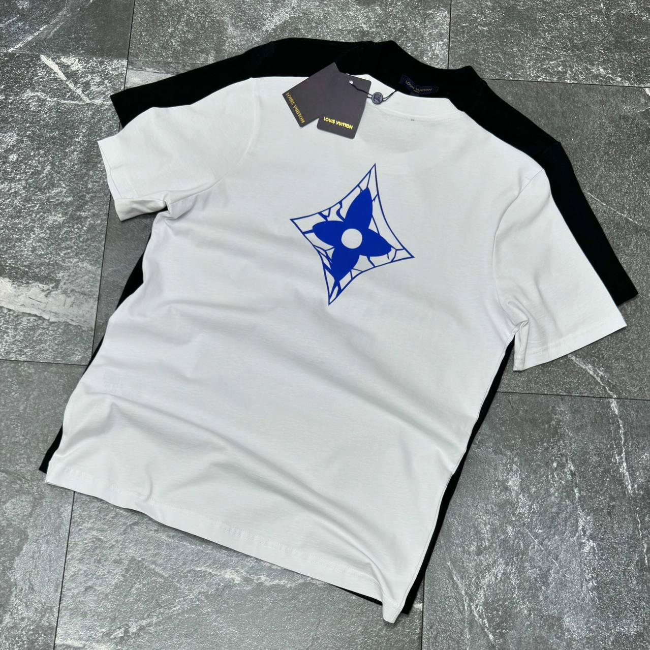 Limited Edition Luxury Brand Unisex T-shirt Hot Gift 2024 PEA346178