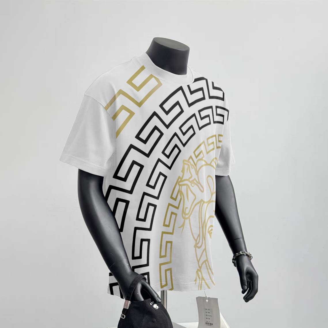 Limited Premium T-Shirt – TDA003136