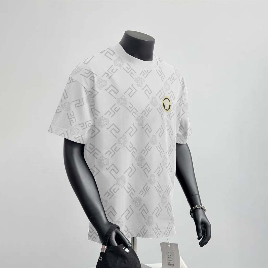 Limited Premium T-Shirt – TDA003139