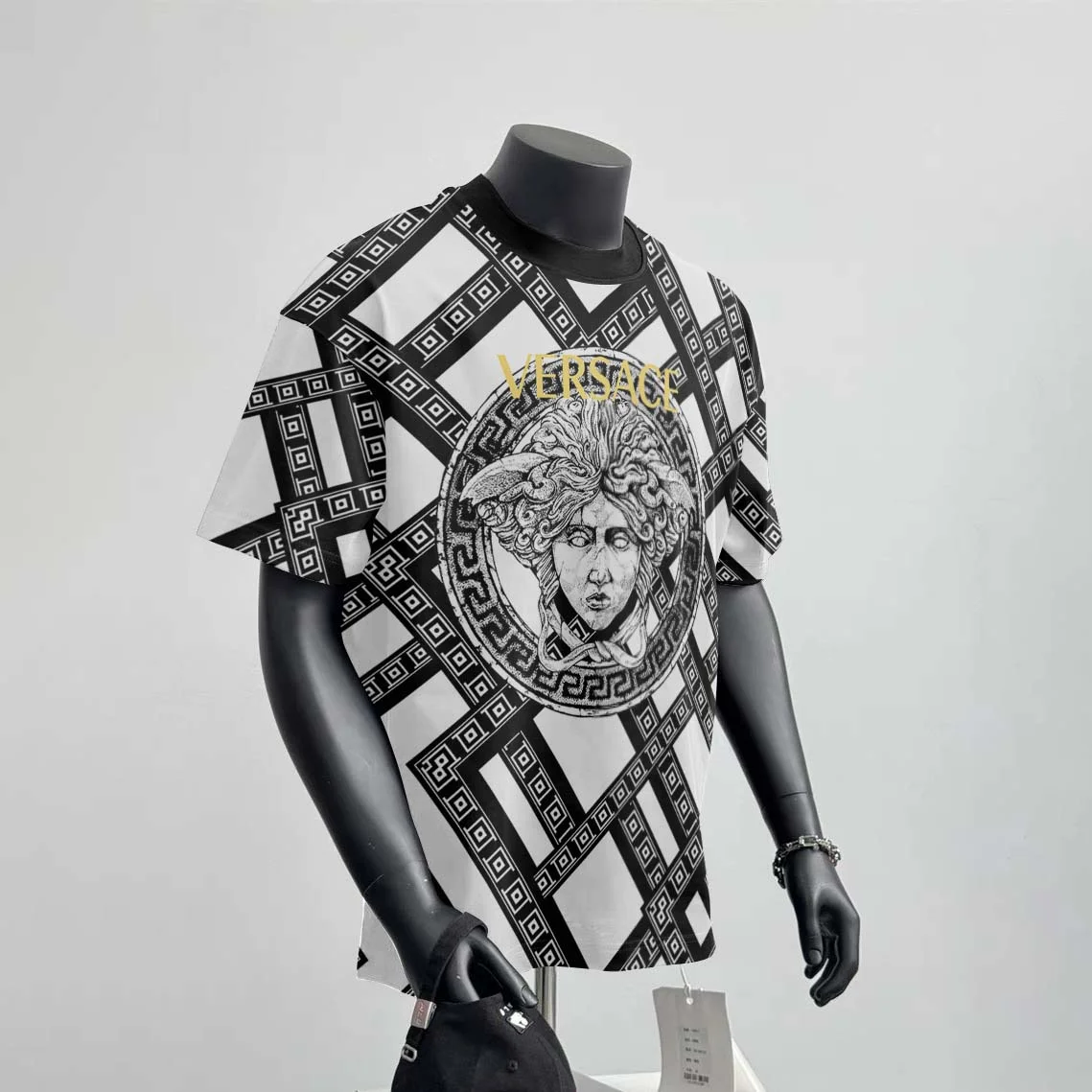 Limited Premium T-Shirt – TDA003149