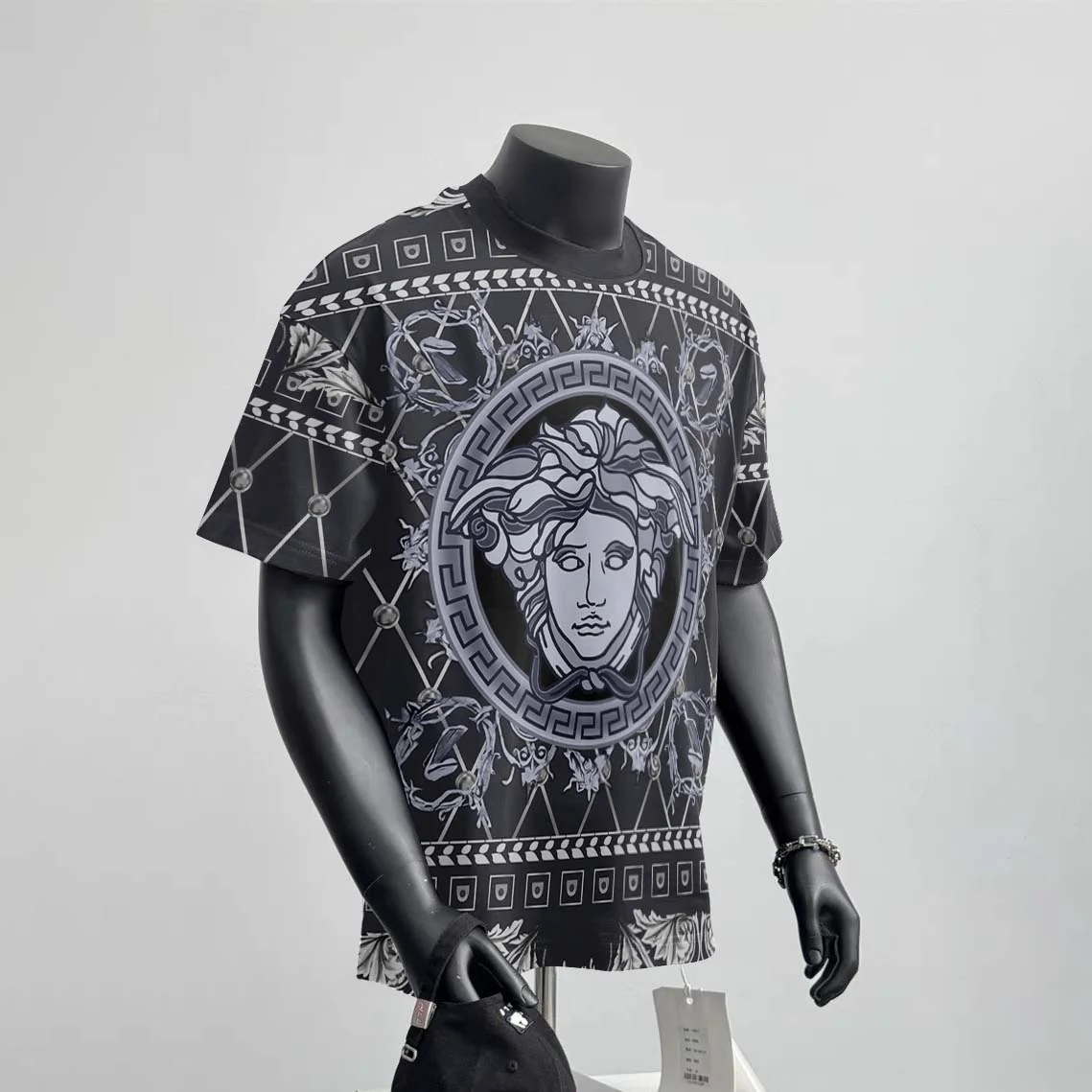 Limited Premium T-Shirt – TDA003156