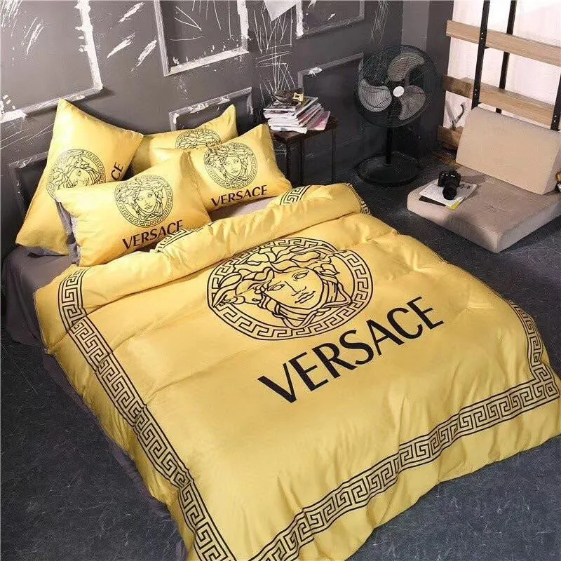 New Arrivals – Premium Luxury Brand Bedding Set – QL2211220035