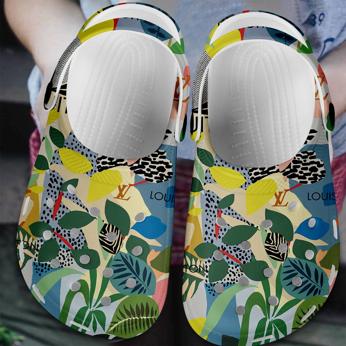 New Release – Premium Crocs Limited Edition – TU24050708