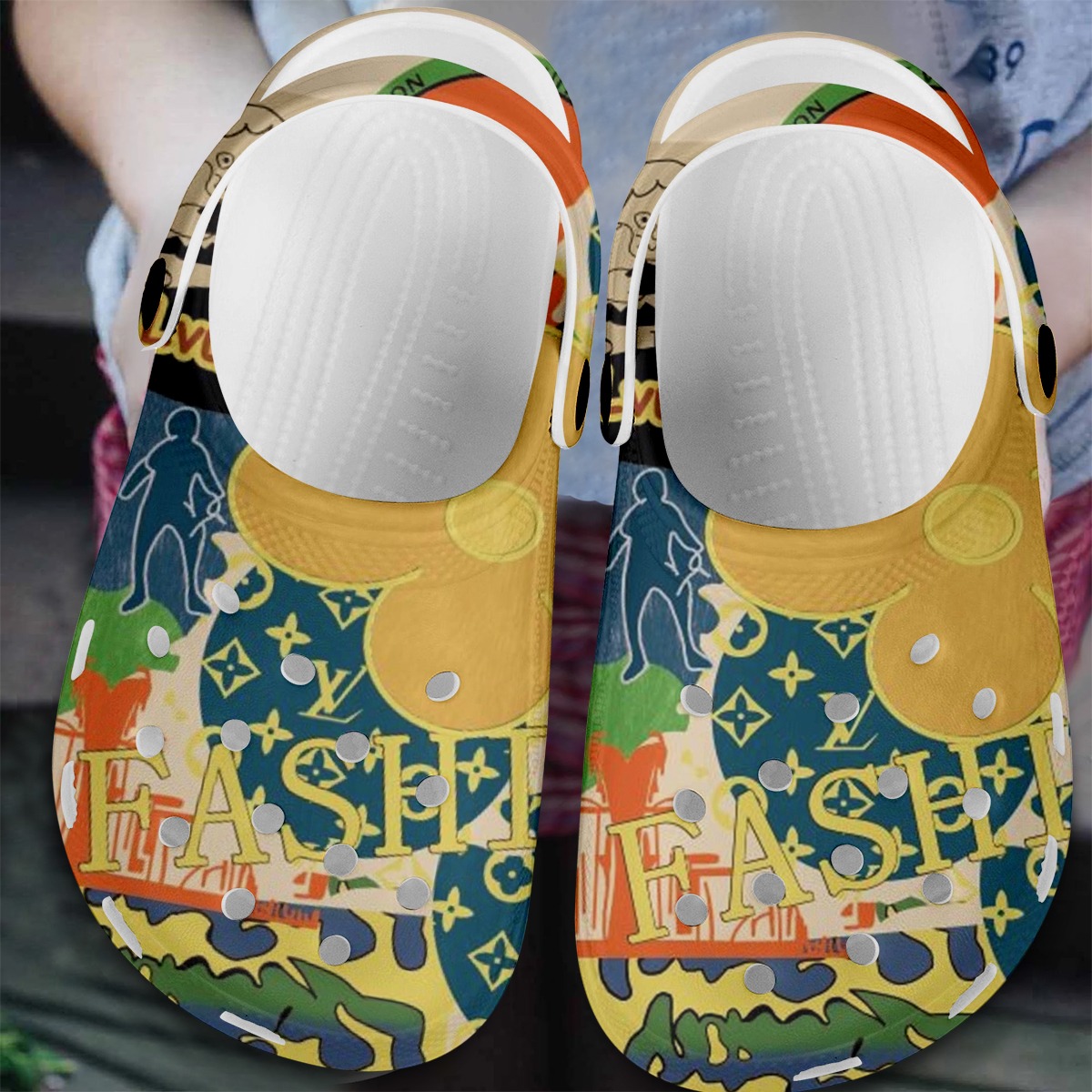 New Release – Premium Crocs Limited Edition – TU24050720