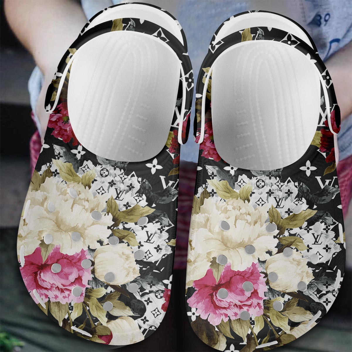 New Release – Premium Crocs Limited Edition – TU24050722