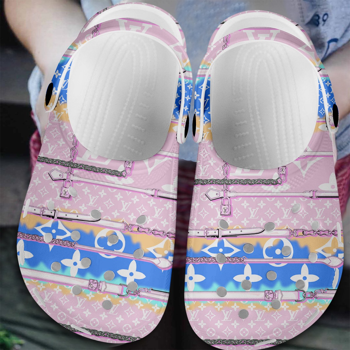 New Release – Premium Crocs Limited Edition – TU24050730