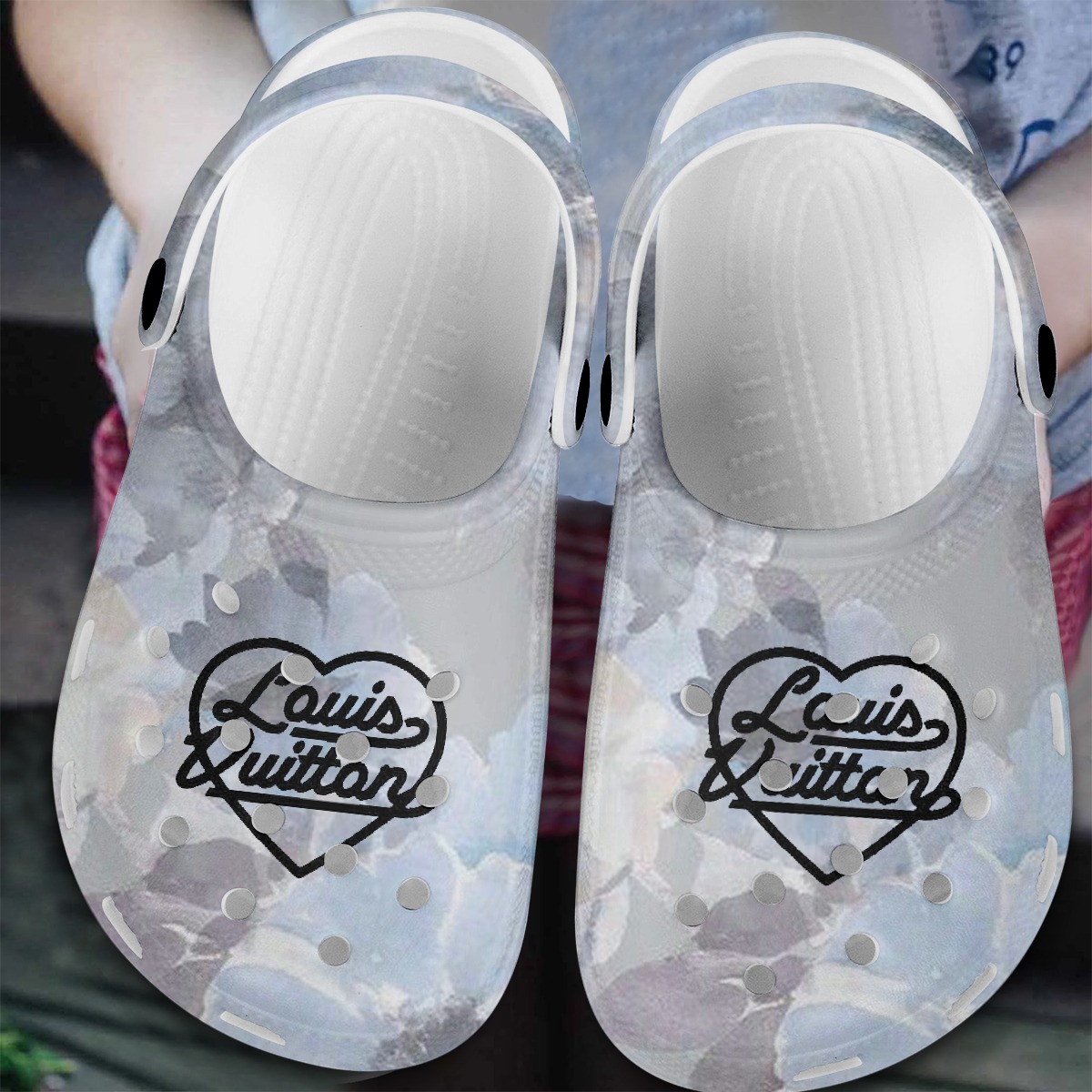 New Release – Premium Crocs Limited Edition – TU24050736