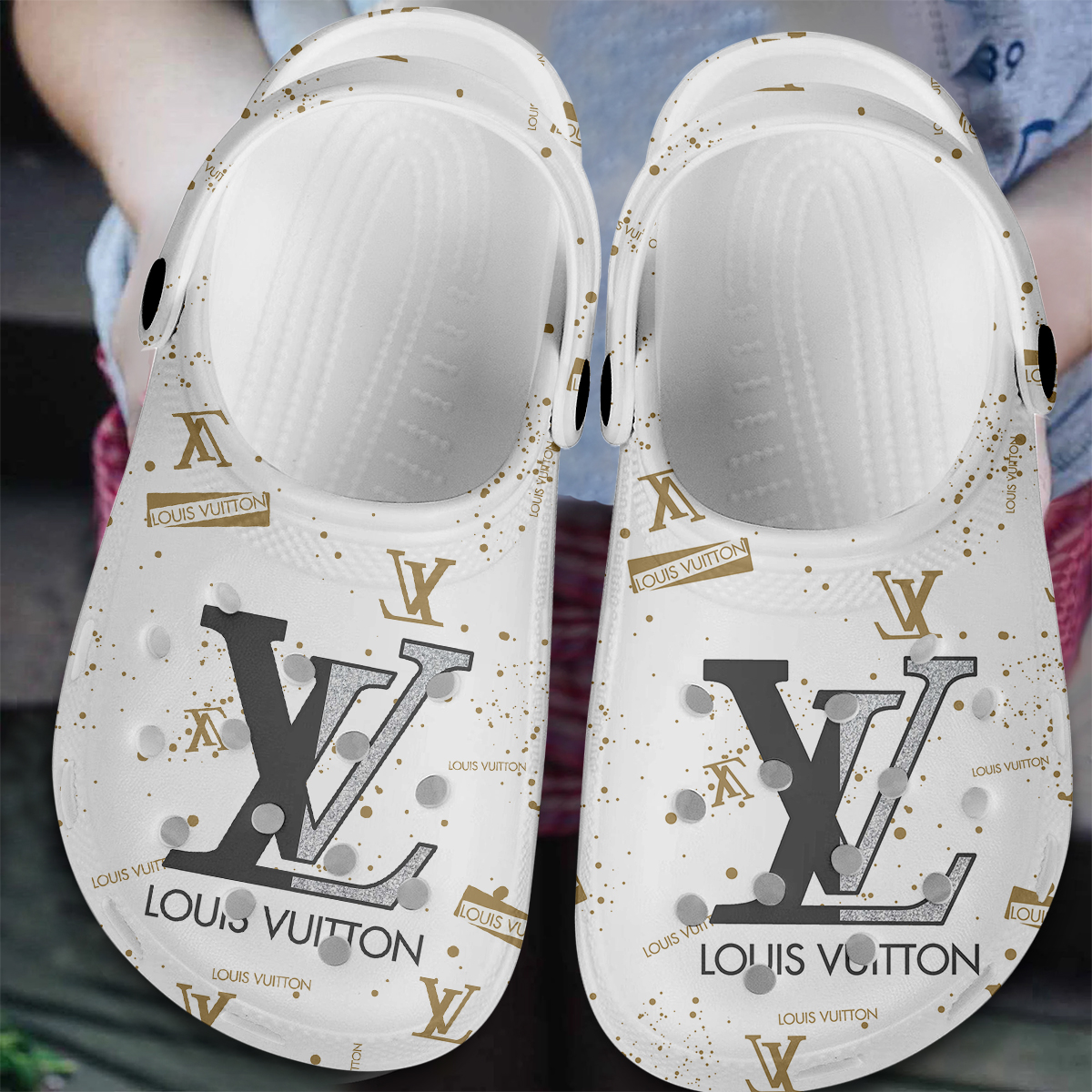 New Release – Premium Crocs Limited Edition – TU24050738