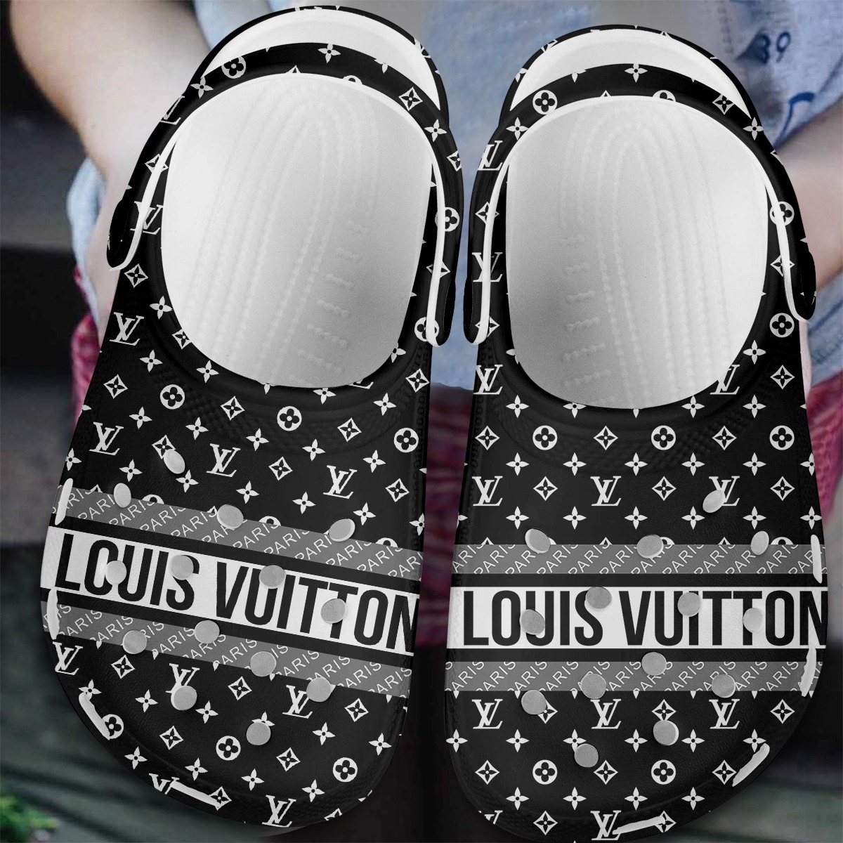 New Release – Premium Crocs Limited Edition – TU24050740