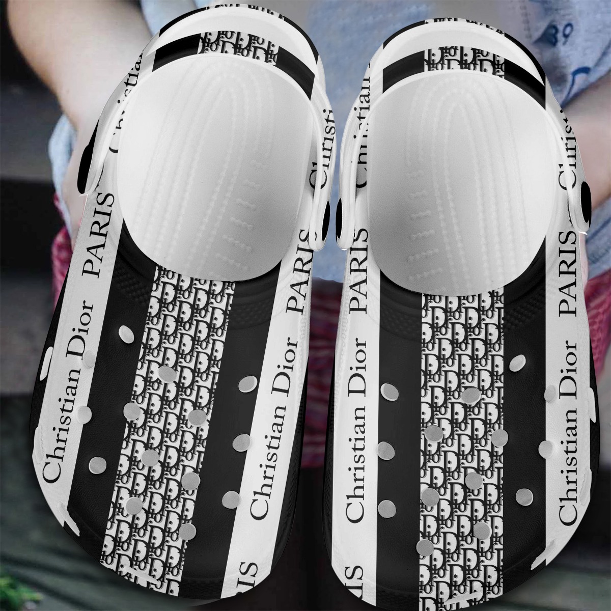 New Release – Premium Crocs Limited Edition – TU24062417