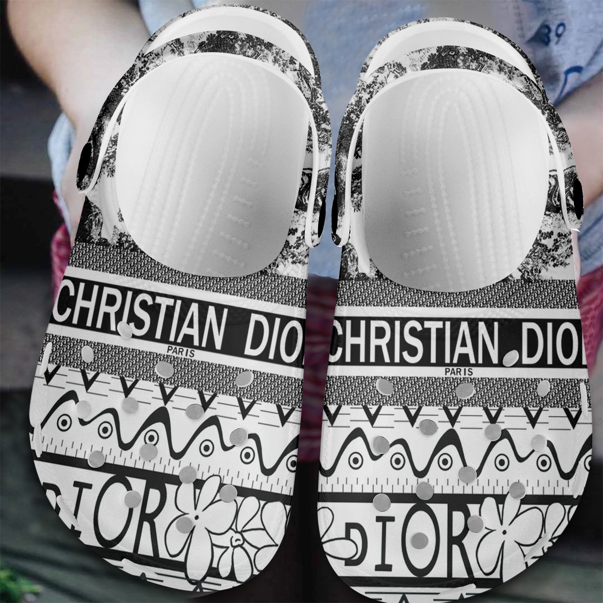 New Release – Premium Crocs Limited Edition – TU24062424