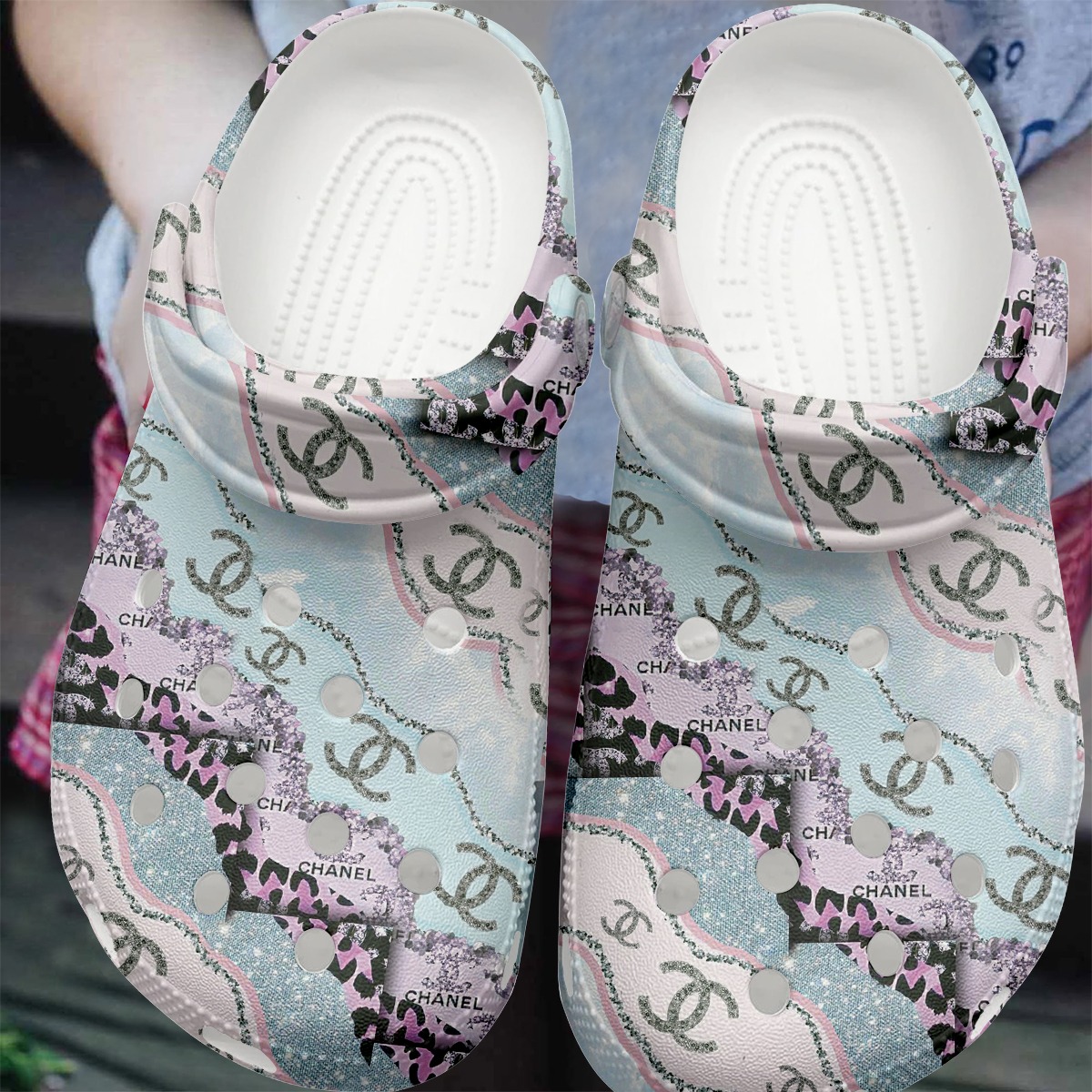 New Release – Premium Crocs Limited Edition – TU24062442