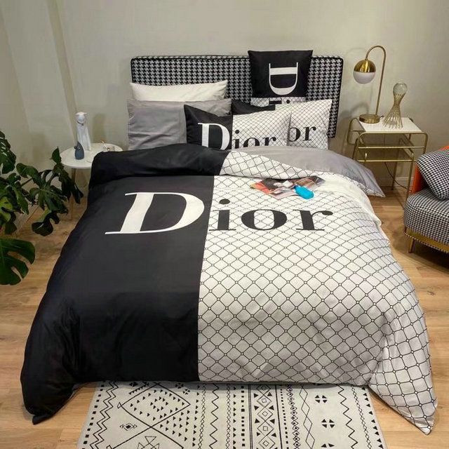 Premium Luxury Brand Bedding Set – BD00006