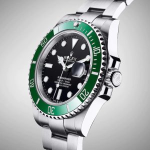 model page submariner date m126610lv 0002 2001ac 002 medium 2 7c4e14f88e ya691b4wxp